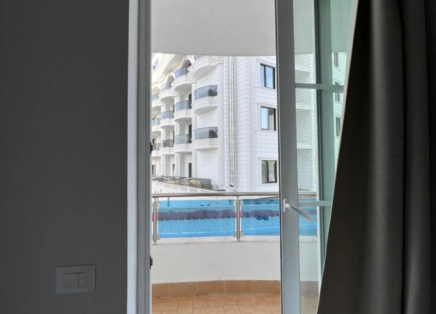 Luxury Home Lc Golem  Apartment